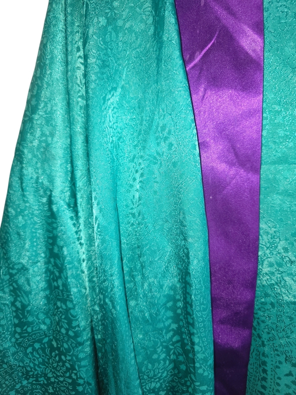 Victoria's Secret Vintage Green and Purple Paisley Kimono Robe One Size 26" PTP - Picture 4 of 5